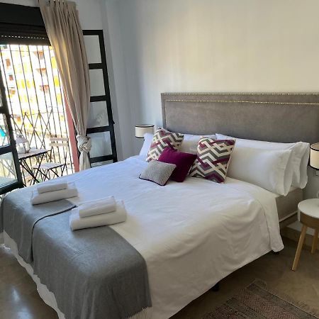 Amador Apartamento Familiar Centro Parking Amador De Los Rios Sevilla Eksteriør bilde