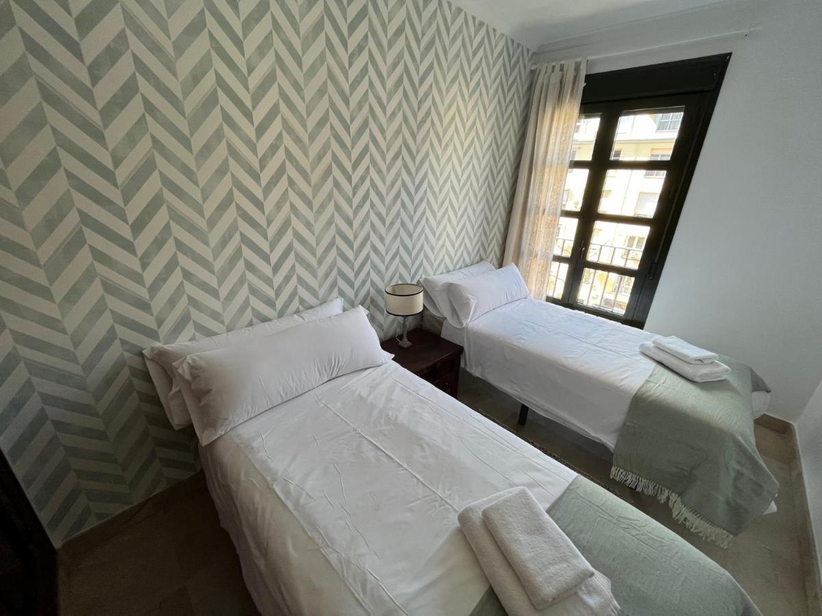 Amador Apartamento Familiar Centro Parking Amador De Los Rios Sevilla Eksteriør bilde