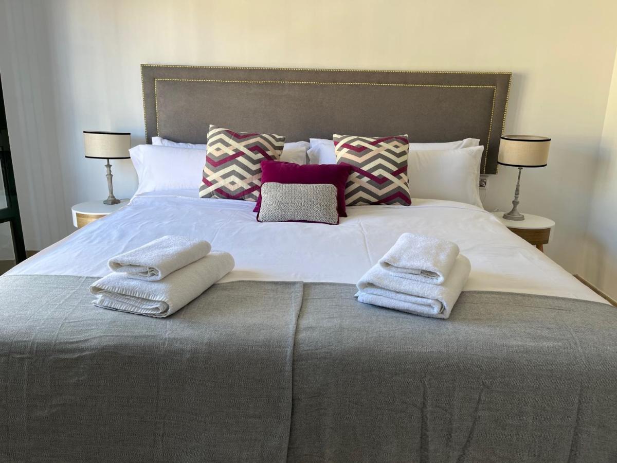 Amador Apartamento Familiar Centro Parking Amador De Los Rios Sevilla Eksteriør bilde